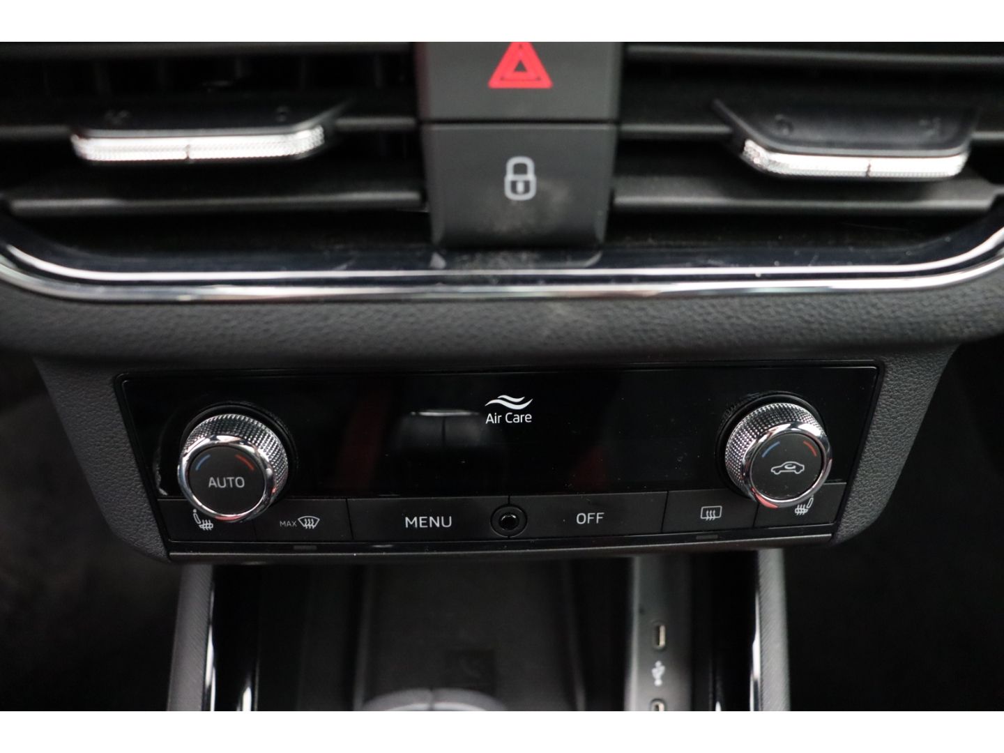 Fahrzeugabbildung SKODA Kamiq Monte Carlo 1,5 TSI AHK-klappbar Panorama