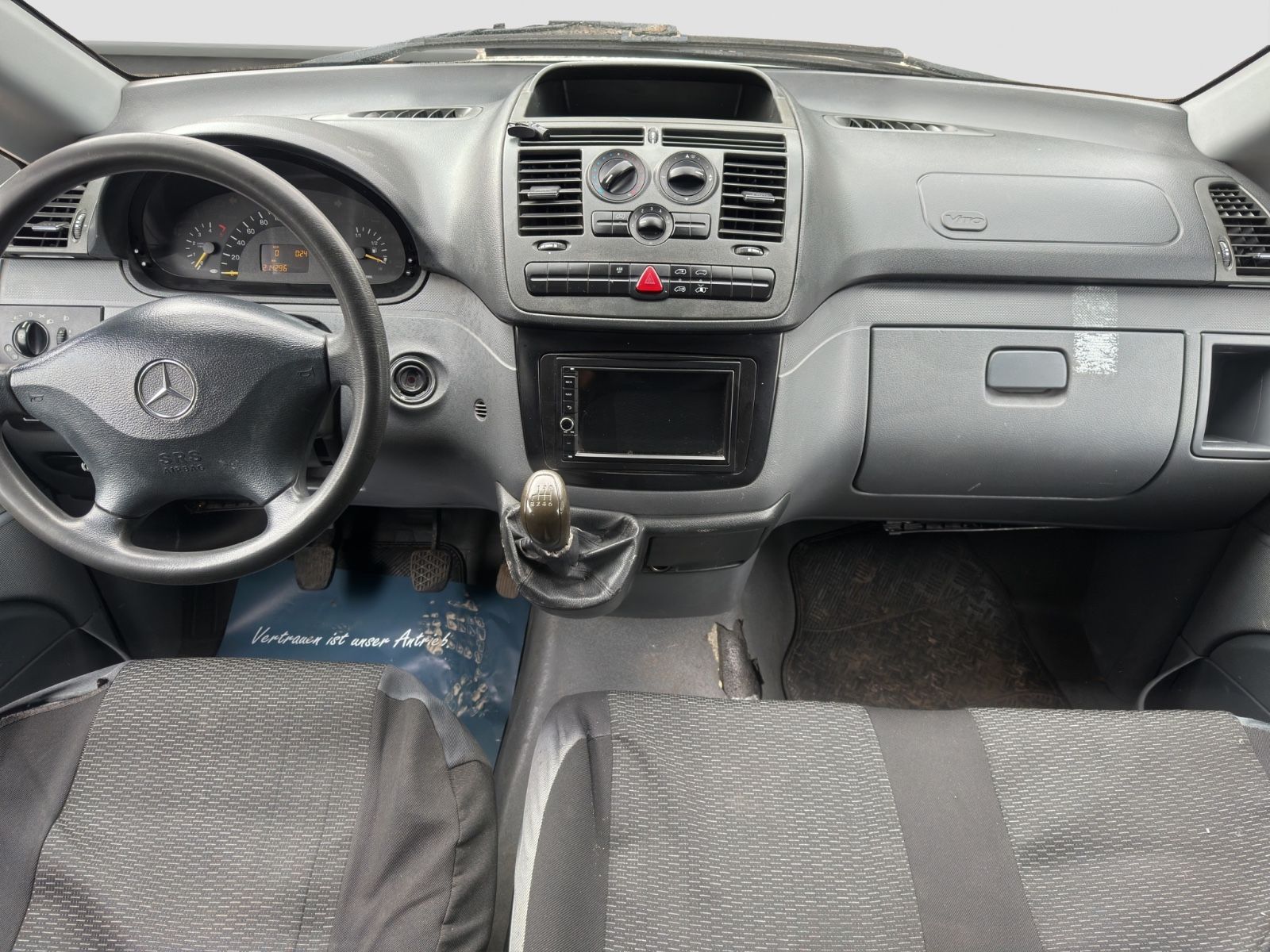 Fahrzeugabbildung Mercedes-Benz Vito Mixto 109 CDI/Camper/Solar/TÜV-Neu/Dachluke