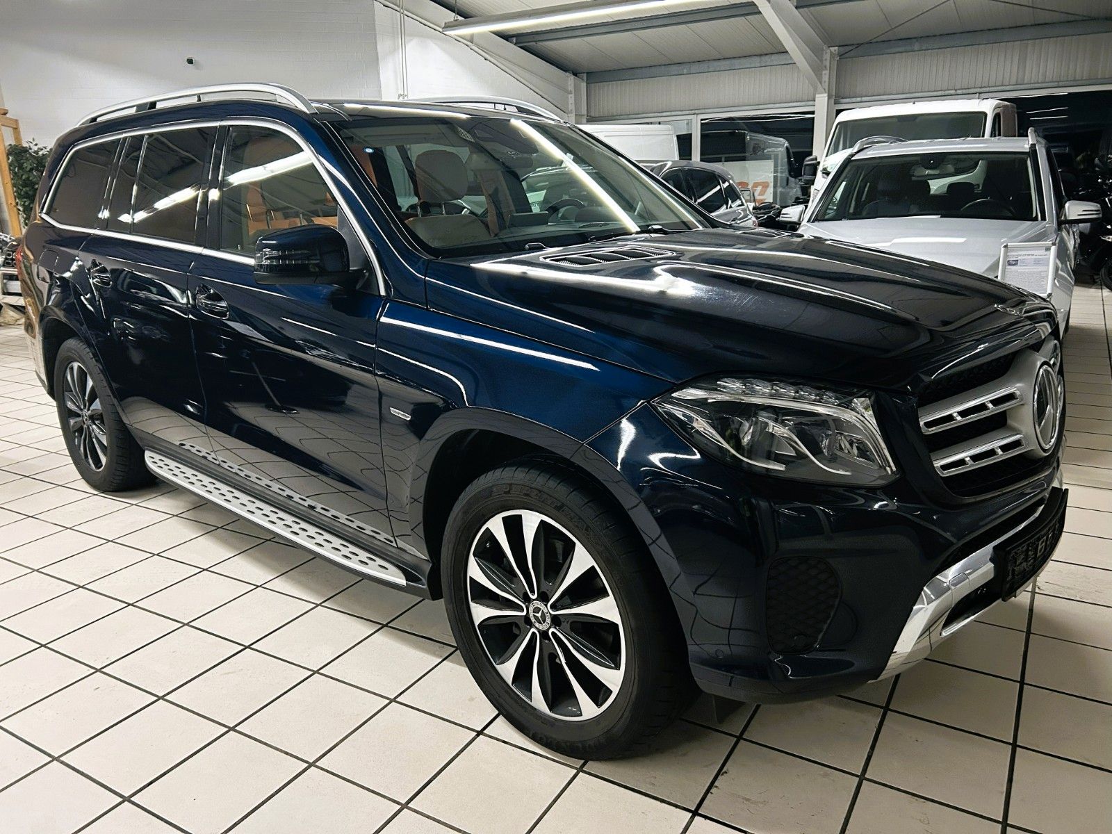 MERCEDES-BENZ GLS 350 d 4MATIC Grand Edition