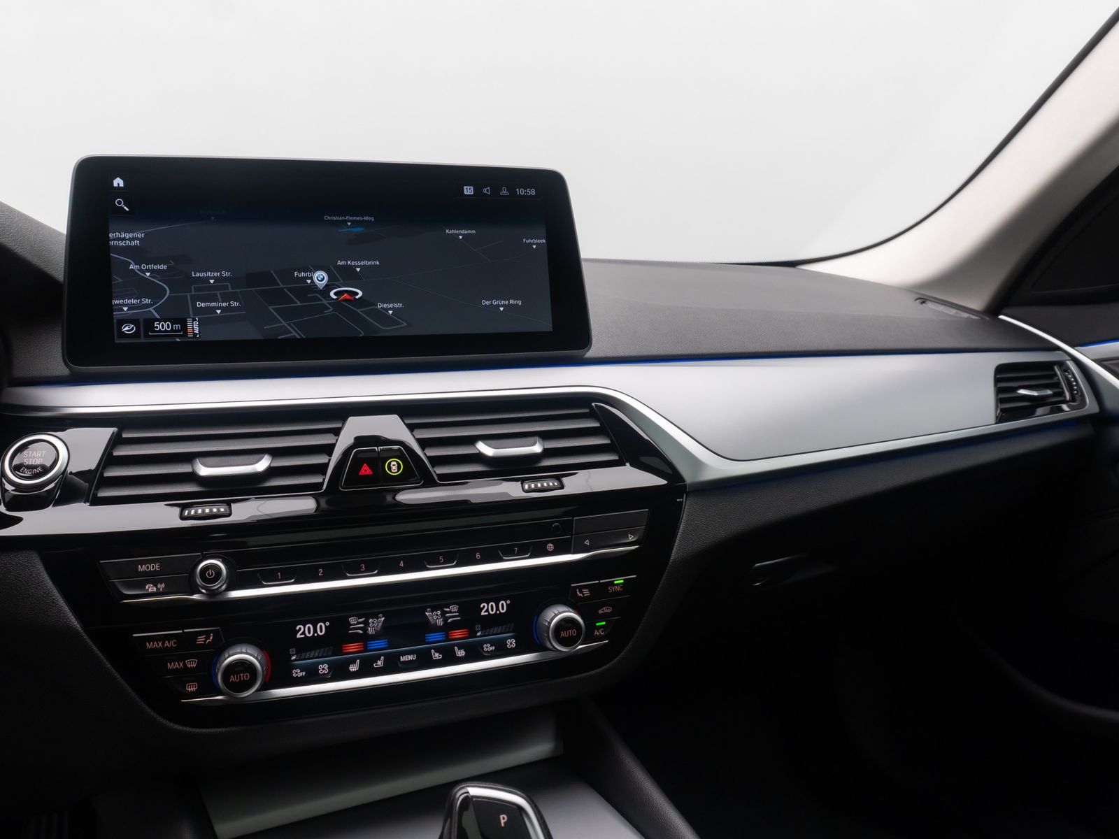 Fahrzeugabbildung BMW 530d xD 360&deg;Glasdach Laser HUD DAB HiFi SoftCl