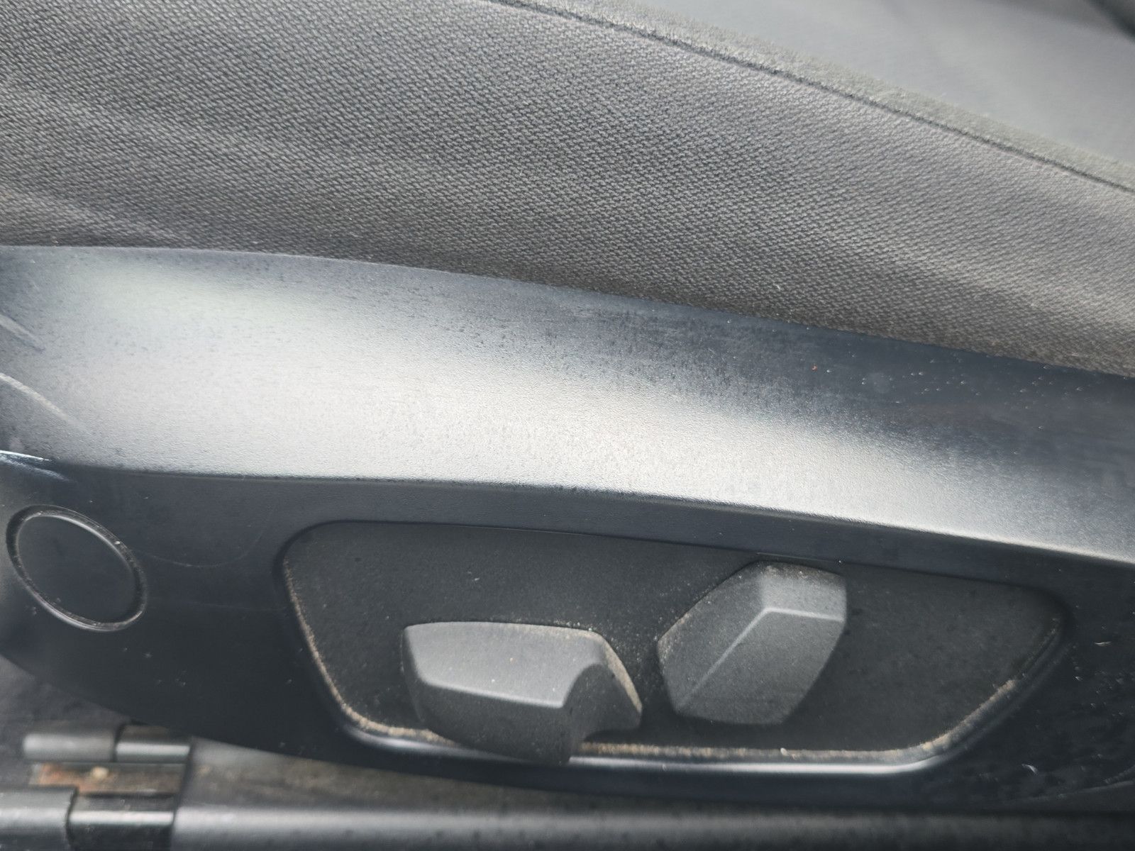 Fahrzeugabbildung BMW 325 DIESEL + NAVIGATION + TEMPOMAT + SITZHEIZUNG