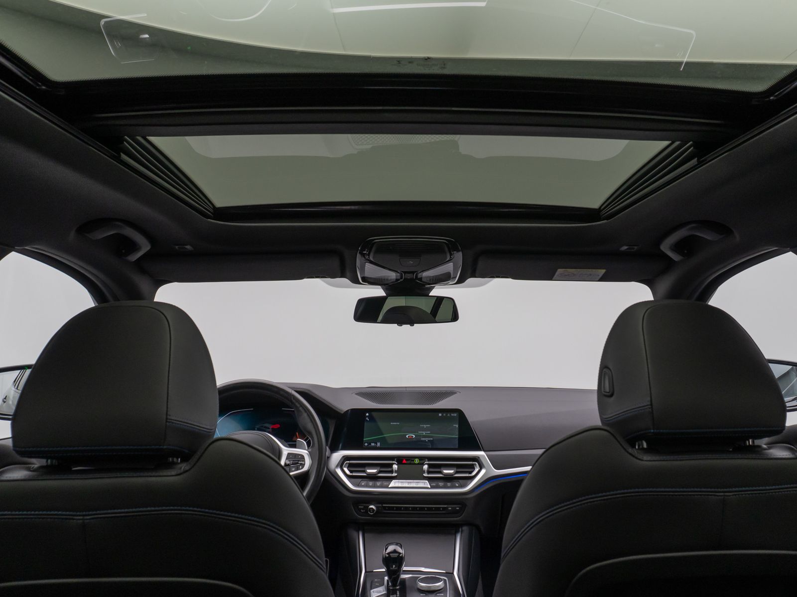 Fahrzeugabbildung BMW 320d xD M Sport Panorama Laser Kamera DAB HiFi