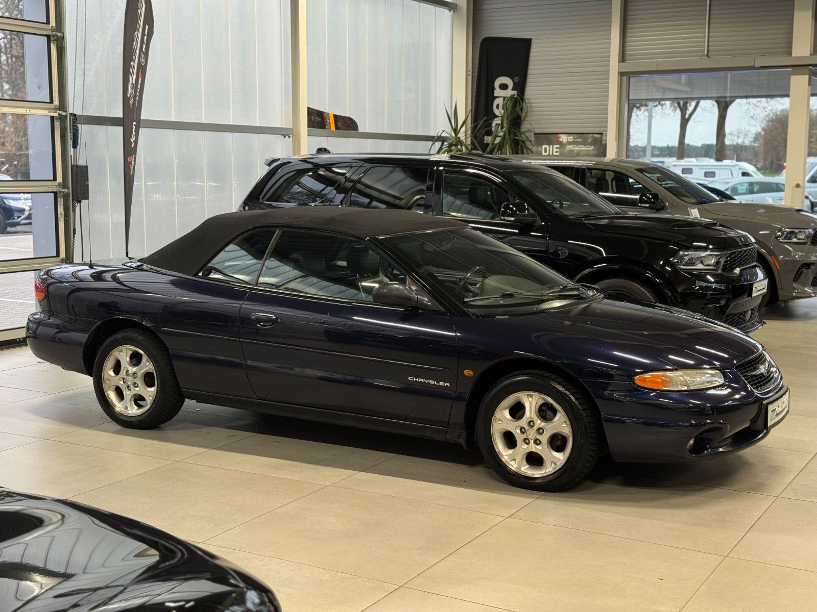 Fahrzeugabbildung Chrysler Stratus 2.5LX Cabrio Aut. VERKAUF NUR AN GEWERBE