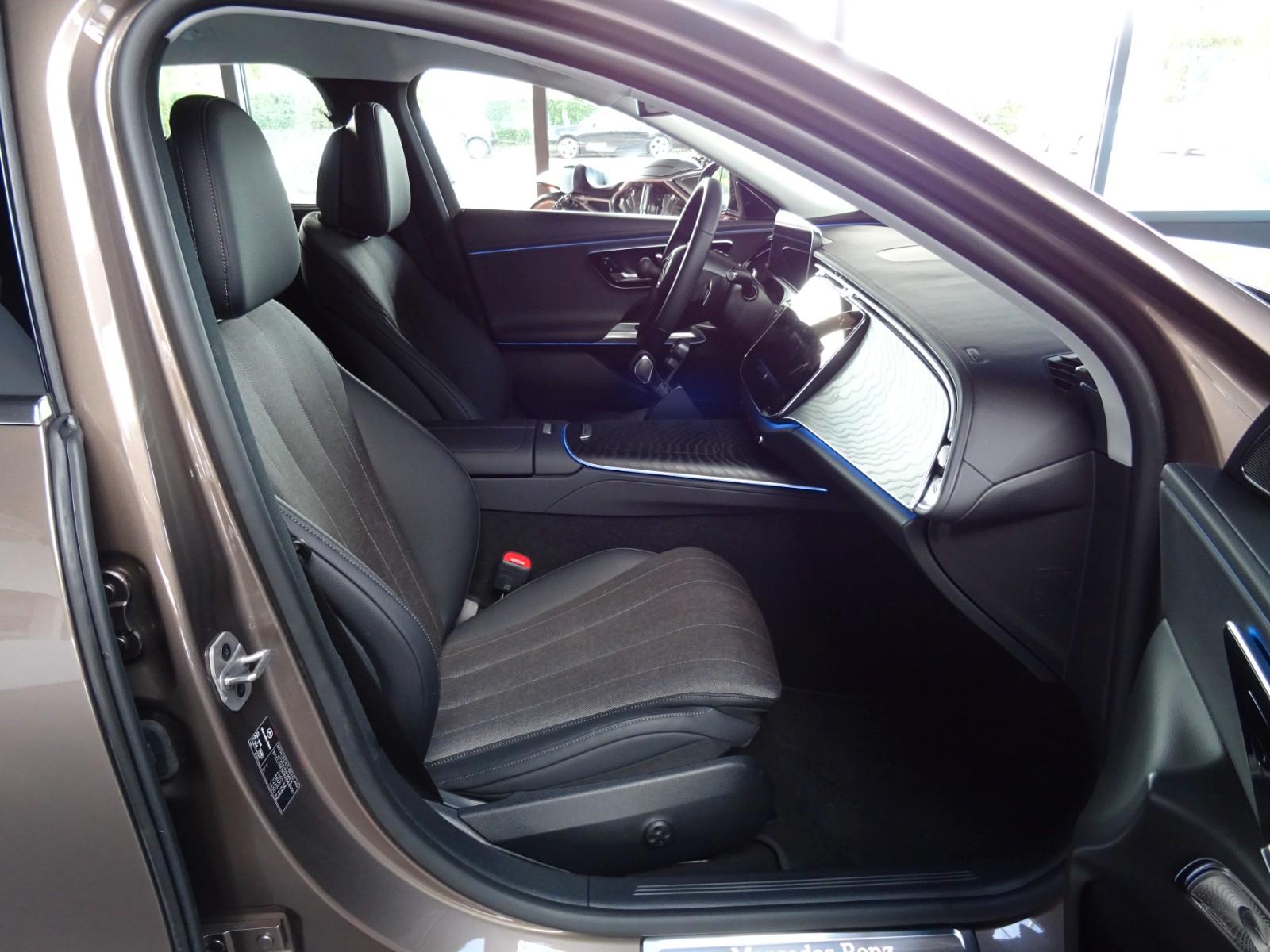 Mercedes-Benz E 220 d T 4Matic / Rollstuhl-Komplett Umbau