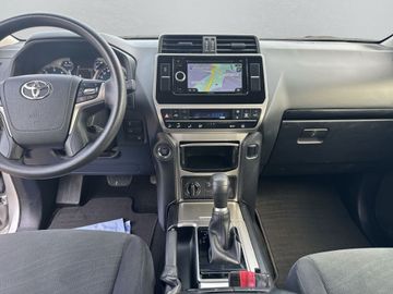 Toyota Land Cruiser - 12