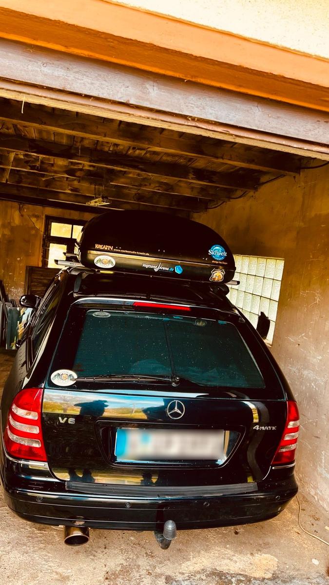 Mercedes-Benz C320 2004 — photo 14