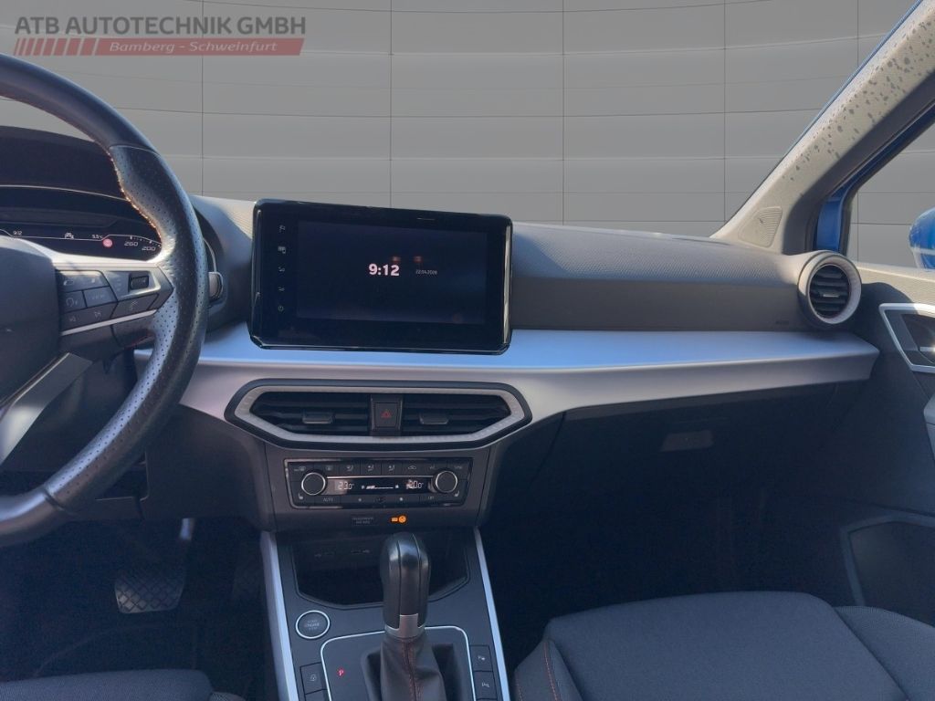 Fahrzeugabbildung SEAT Arona FR, Allwetter, RFK