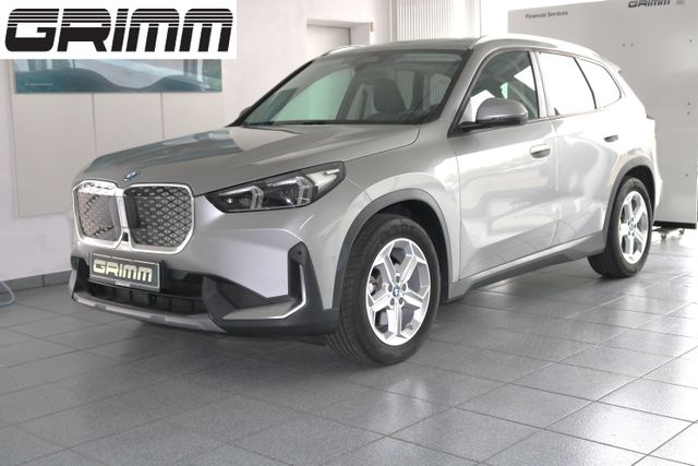 BMW iX1 xDrive30  Head-Up 360°Kamera LED Komfortzg.