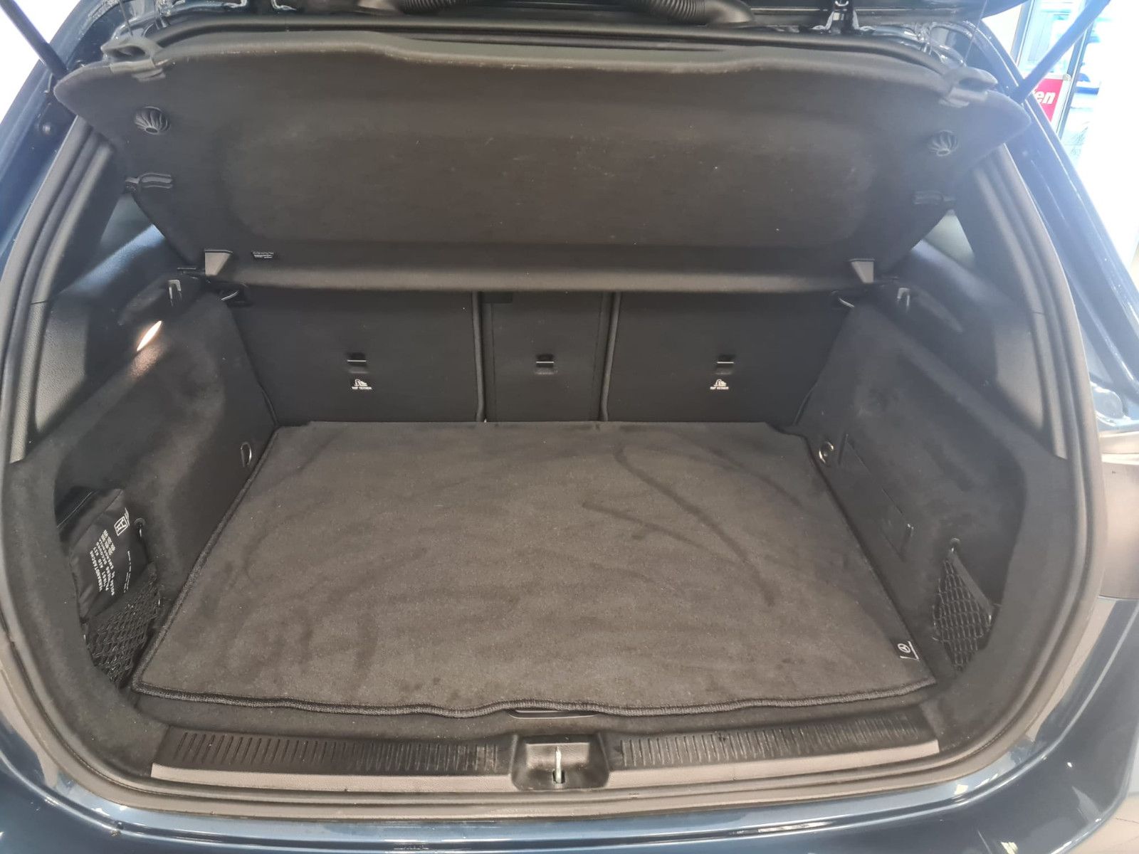 Fahrzeugabbildung Mercedes-Benz B 200 / KAMERA / NAVI / LED / AUTOMATIK