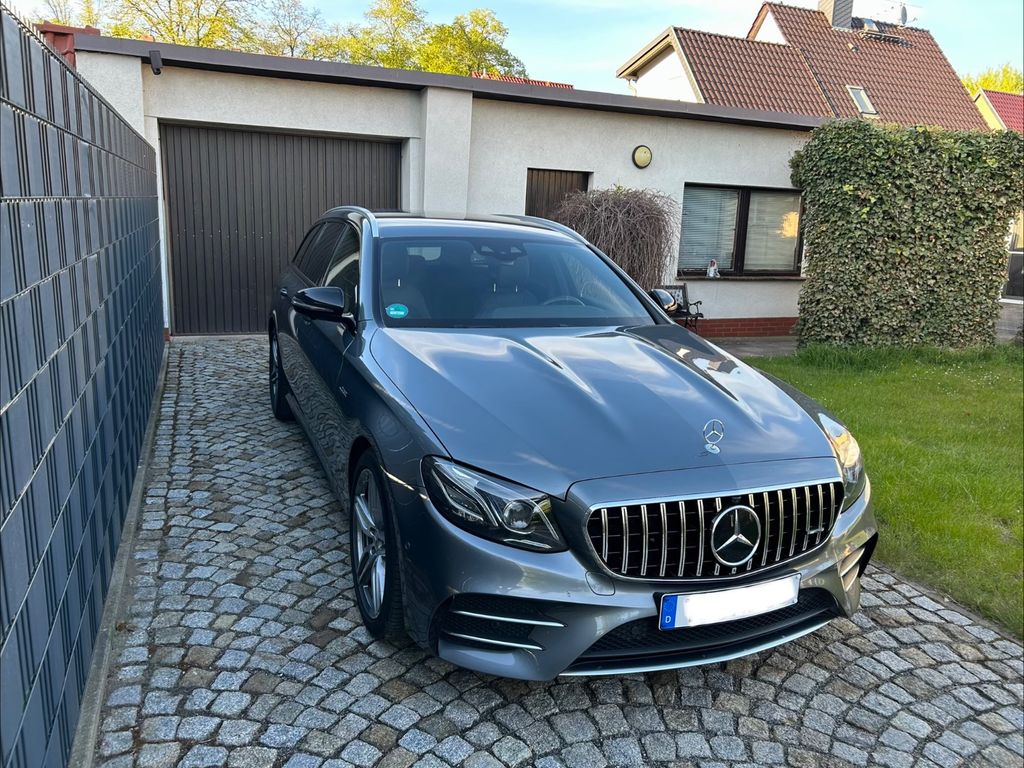 Image of Mercedes-Benz E 53 AMG