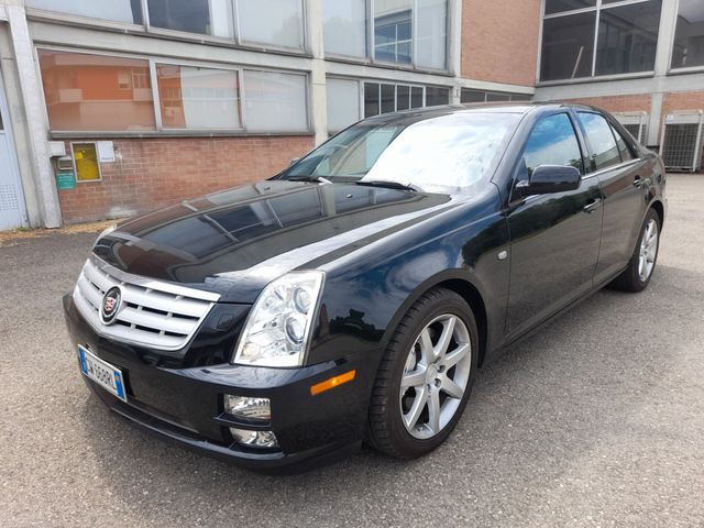 Cadillac STS 4.6 V8 aut. Elegance