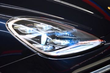 Porsche Cayenne - 11