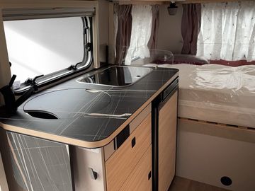 HYMER ERIBA HYMERCAR Touring 430 Urban Markise Dusche Komfort-Paket
