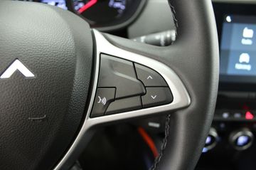 Fahrzeugabbildung Dacia Duster TCe150 EDC Extreme*Navi*Sitzhzg*