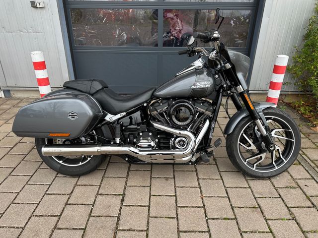 Harley-Davidson Softail FLSB Sport Glide