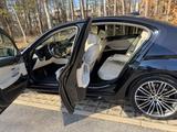 BMW 530d xDrive A -M Paket - BMW 530 mit Diesel-Antrieb: Blau, Limousine