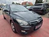 Hyundai i30 blue 1.4 Comfort - gebrauchte Hyundai i30 aus dem Jahr 2010