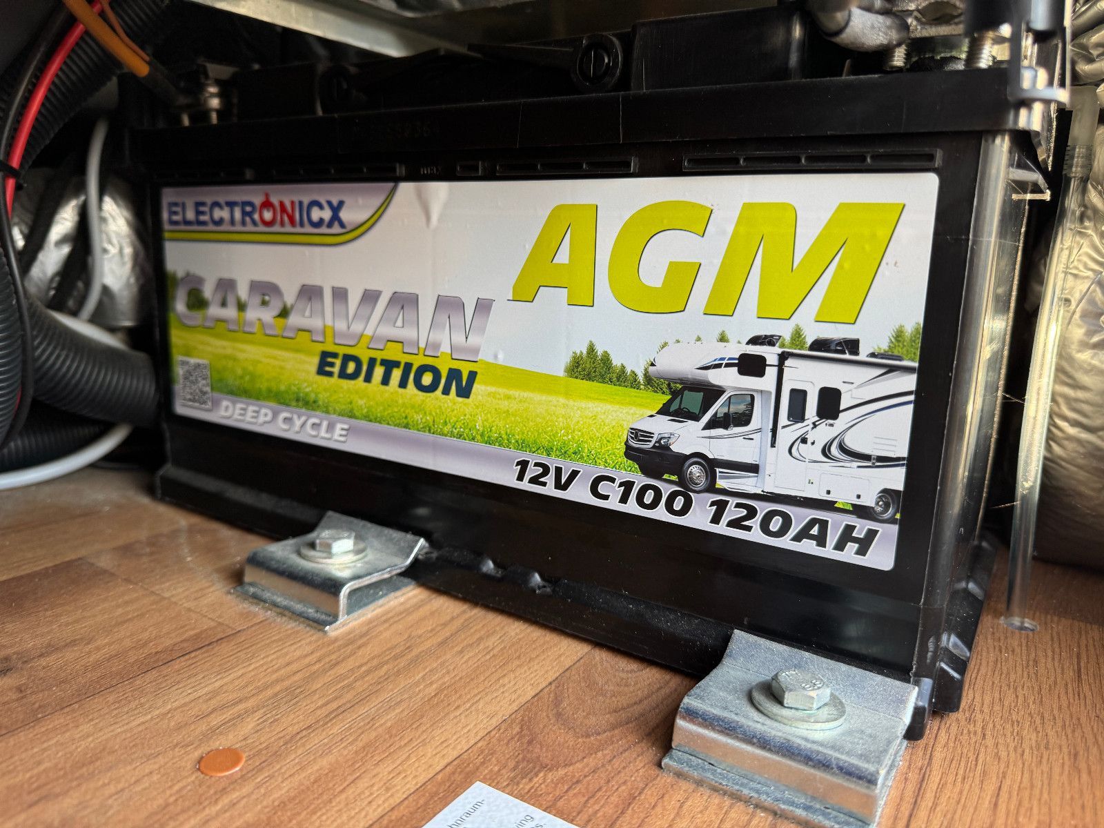 Fahrzeugabbildung HYMER / ERIBA / HYMERCAR EXSIS T 688 FIAT ALKO 2X TV SAT SOLAR AHK PANO