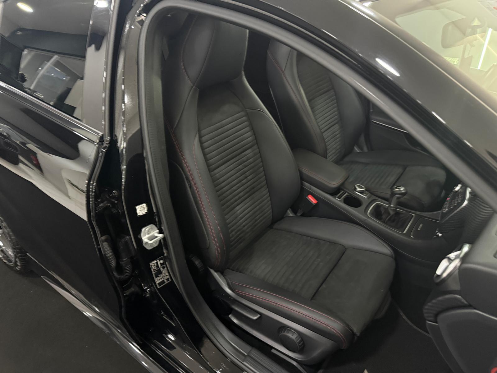 Mercedes-Benz A 180 BE AMG-LINE*PANORAMA*NIGHT*LED*SHZ*2.HAND*