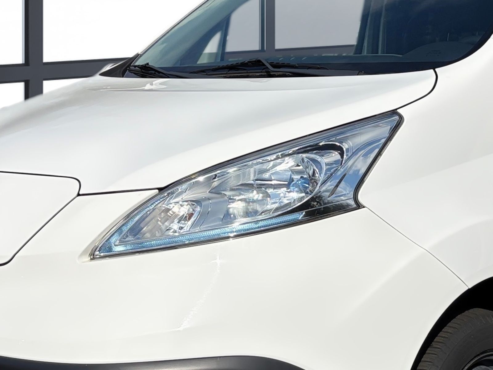 Fahrzeugabbildung Nissan e-NV200 Kasten Premium 40 kw/h *Investitionsboos