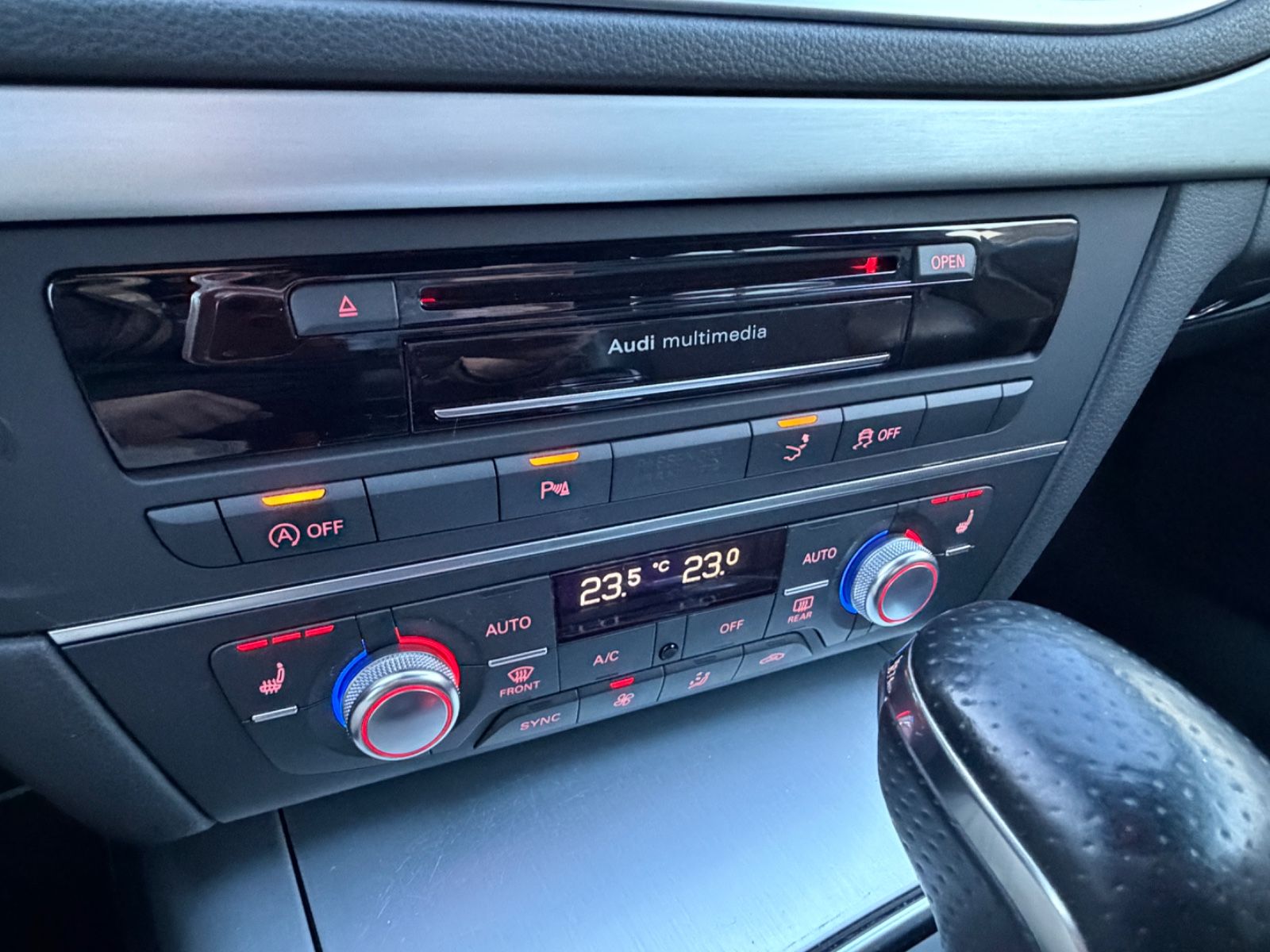 Fahrzeugabbildung Audi 3.0 TDI clean Quattro/S-LINE/MATRIX/KAMERA