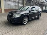 Fiat 2.4 16V VVT MY FREEMONT MY FREEMONT - Fiat Freemont mit Benzin-Antrieb