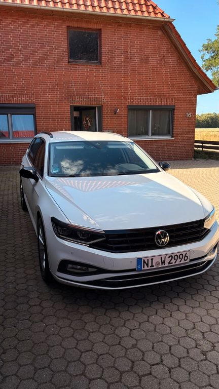 Image of Volkswagen Passat Variant