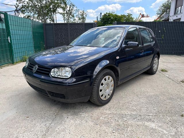 Volkswagen Golf 1.6  EDITION