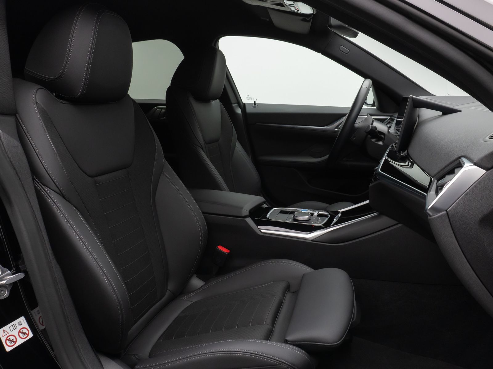 Fahrzeugabbildung BMW i4 eD40 Gran Coupè Kamera DAB CockPit+ Sport LED