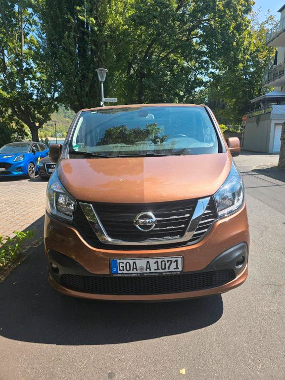 Image of Nissan NV300