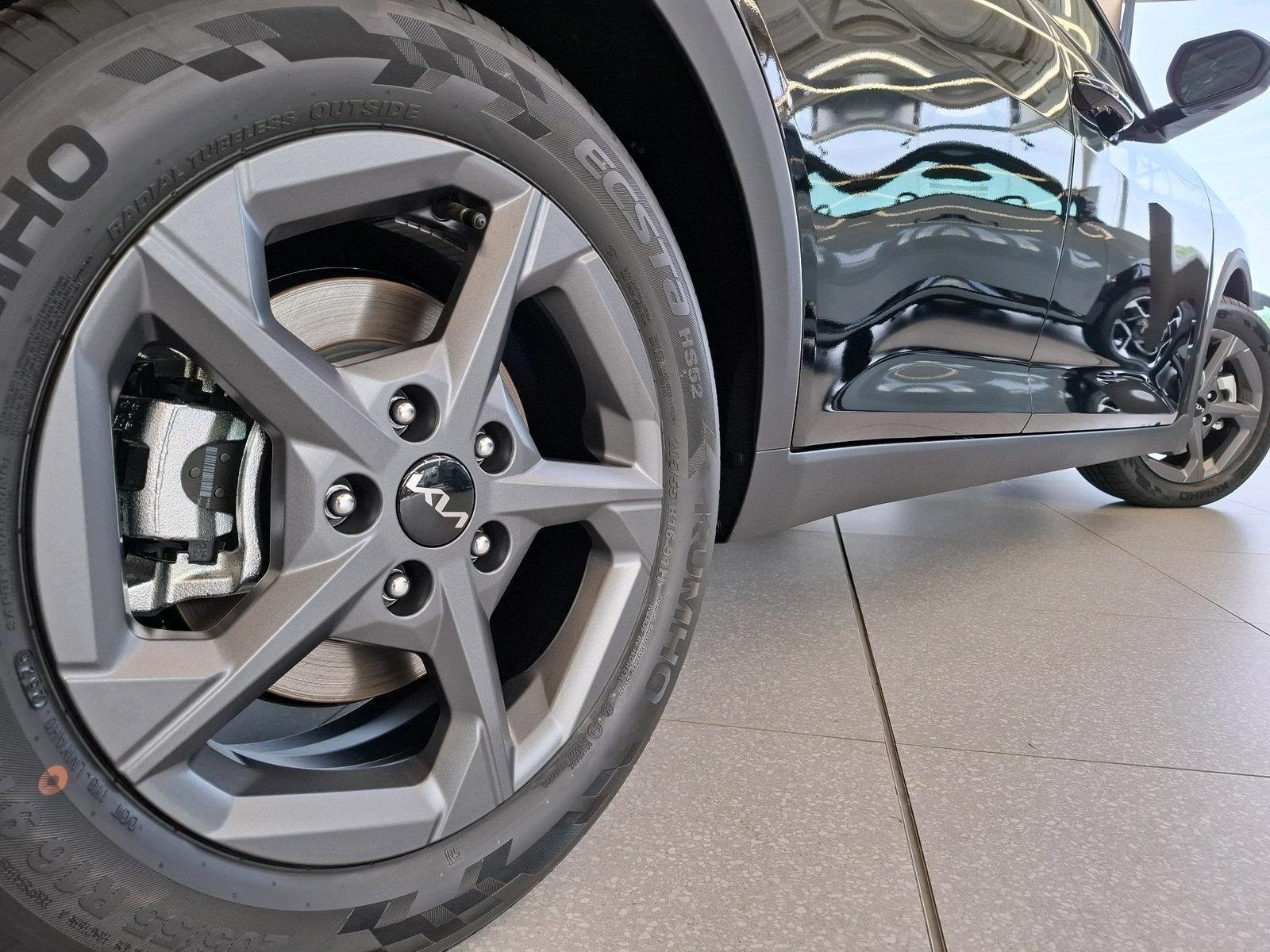 Kia Ceed bewährt im Herzen - neu im Namen NEW K4