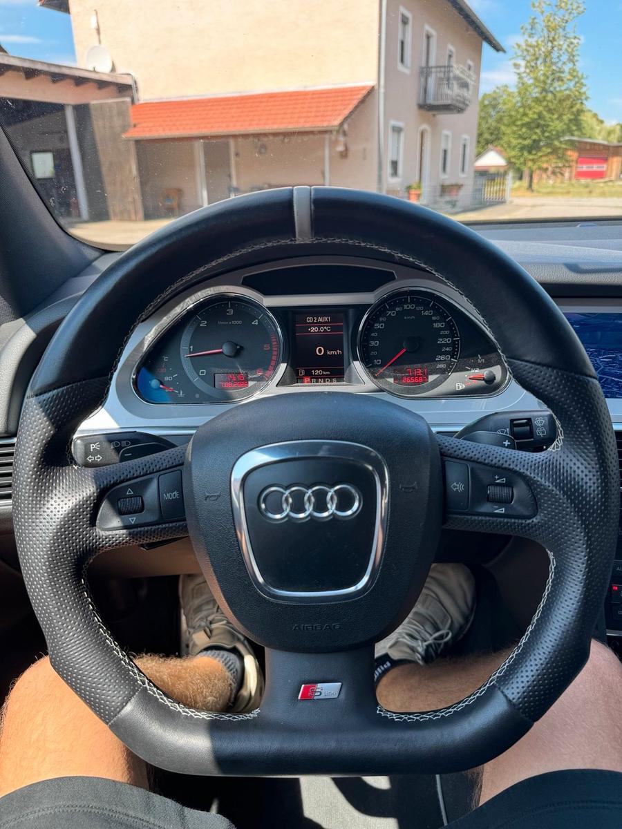 Audi Quattro 2007 — photo 11