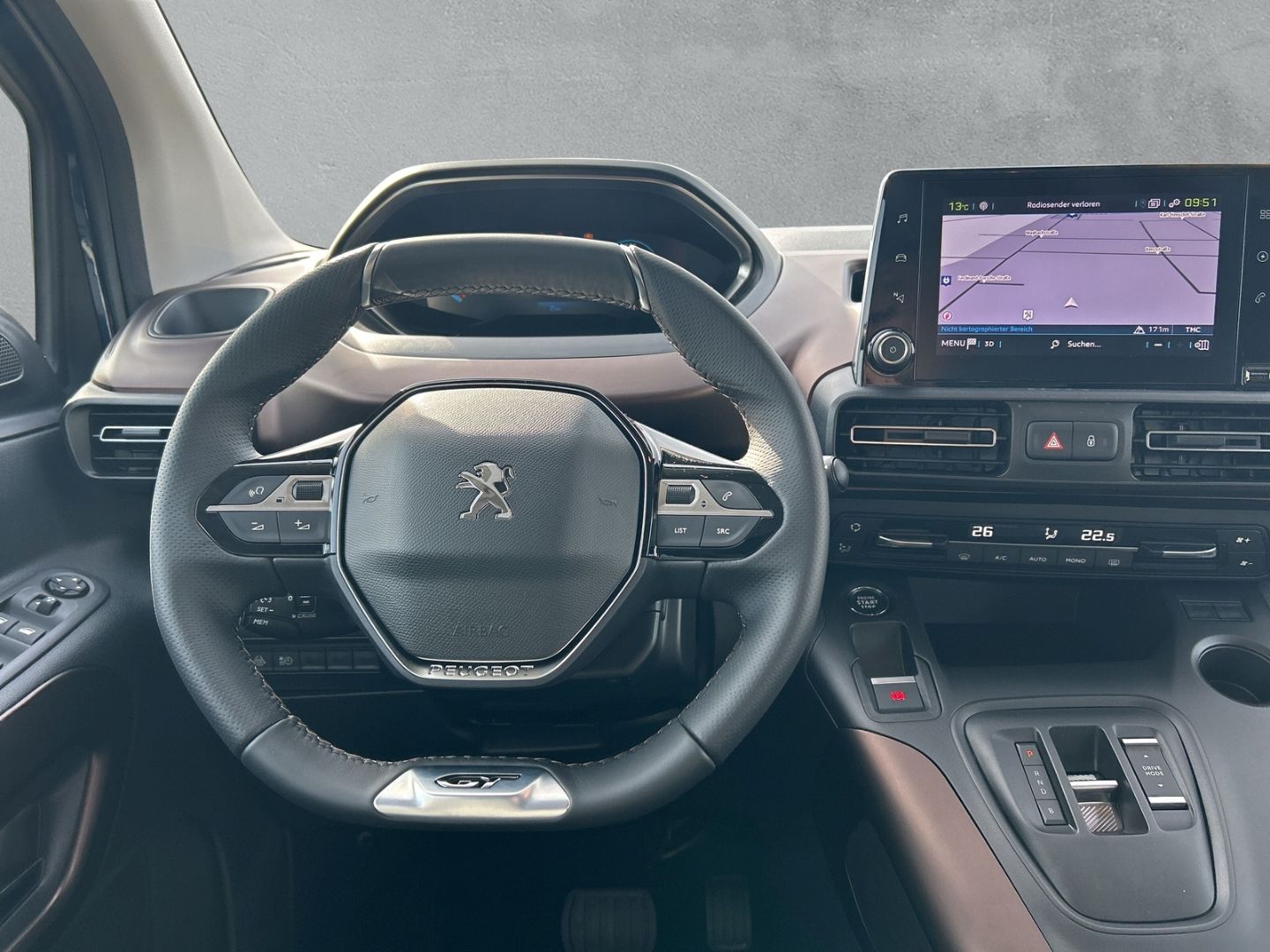 Fahrzeugabbildung Peugeot Rifter GT Elektromotor L2 136