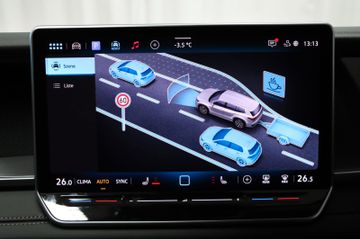 Fahrzeugverkauf 17 Volkswagen Tayron 1.5 eTSI 110 kW Life LED Kamera AHK