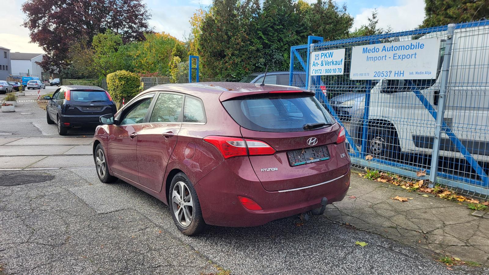 Hyundai i30 2015 — photo 10