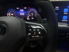 VW Golf R Variant 4Motion 320 PS  IQ.Light