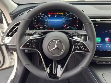 Mercedes E 200 - 11