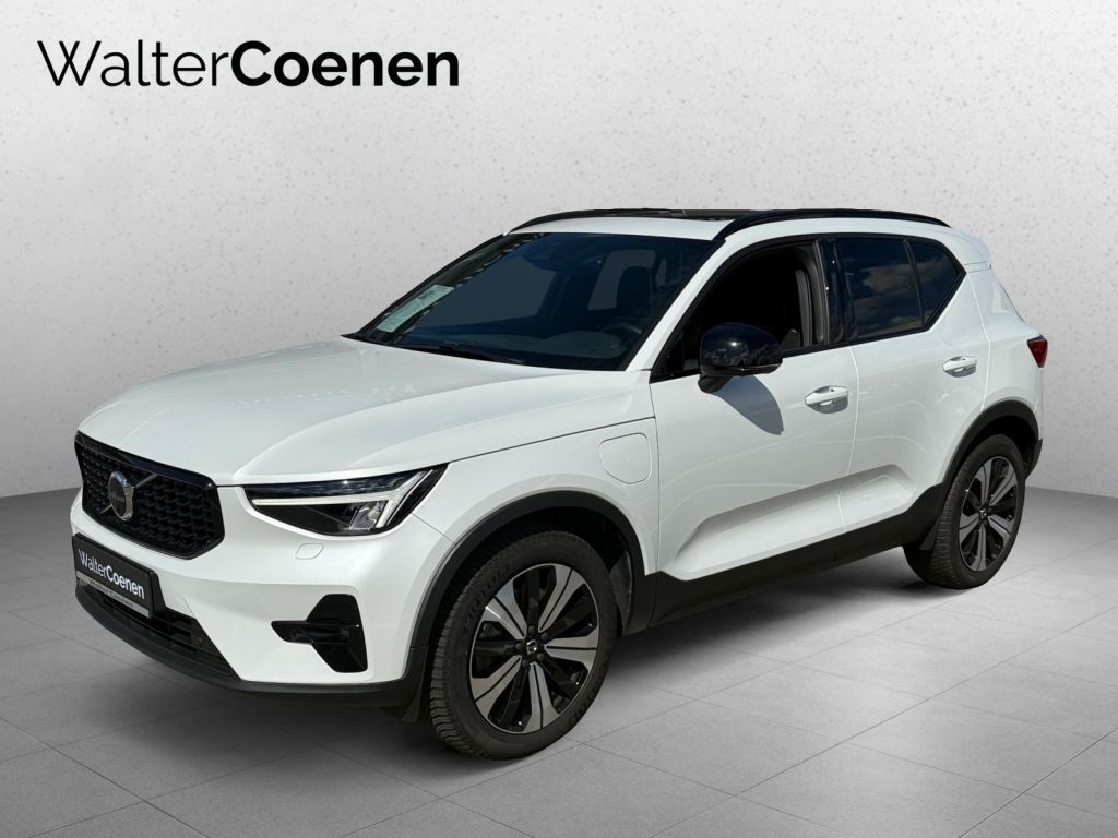 VOLVO XC40 T5 Recharge DKG Ultimate Dark 360° Fahreras