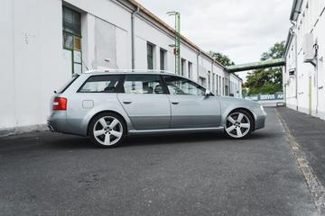 صورة مصغرة 16 لـ 2002 AUDI RS6