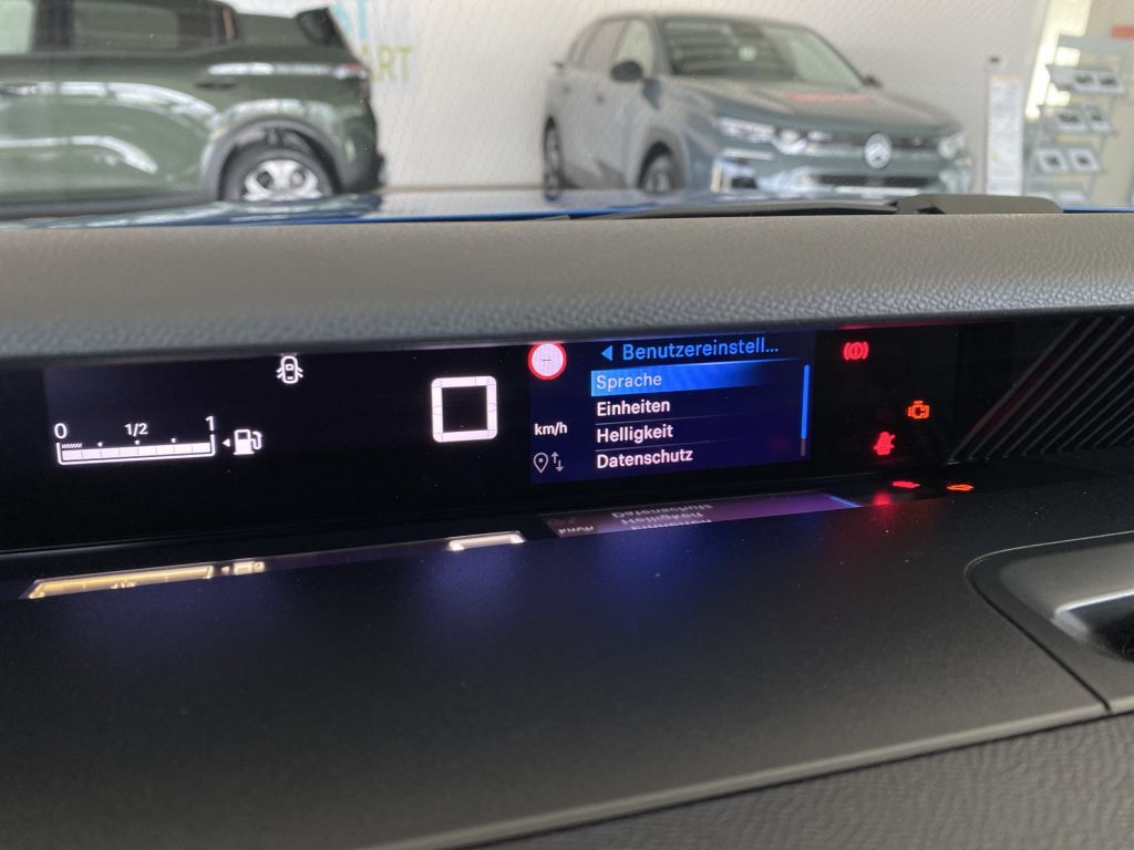 Fahrzeugabbildung Citroën C3 Turbo 100 MAX *Winter-Pak*CAM*Allwetter*Navi*