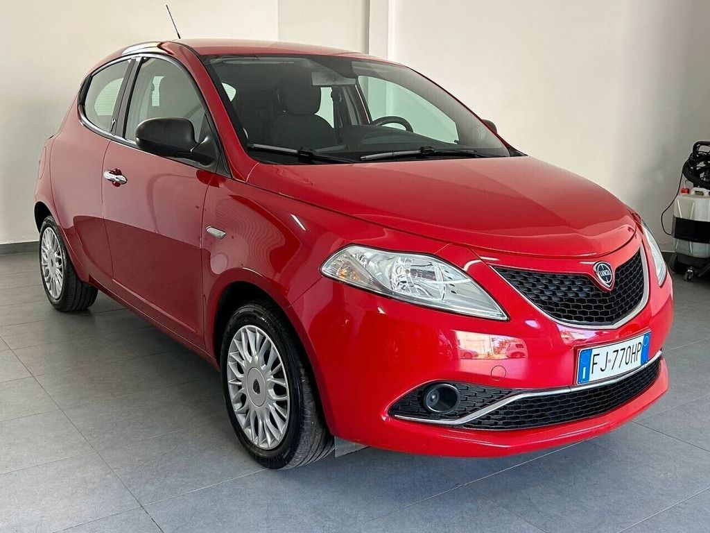 Image of Lancia Ypsilon