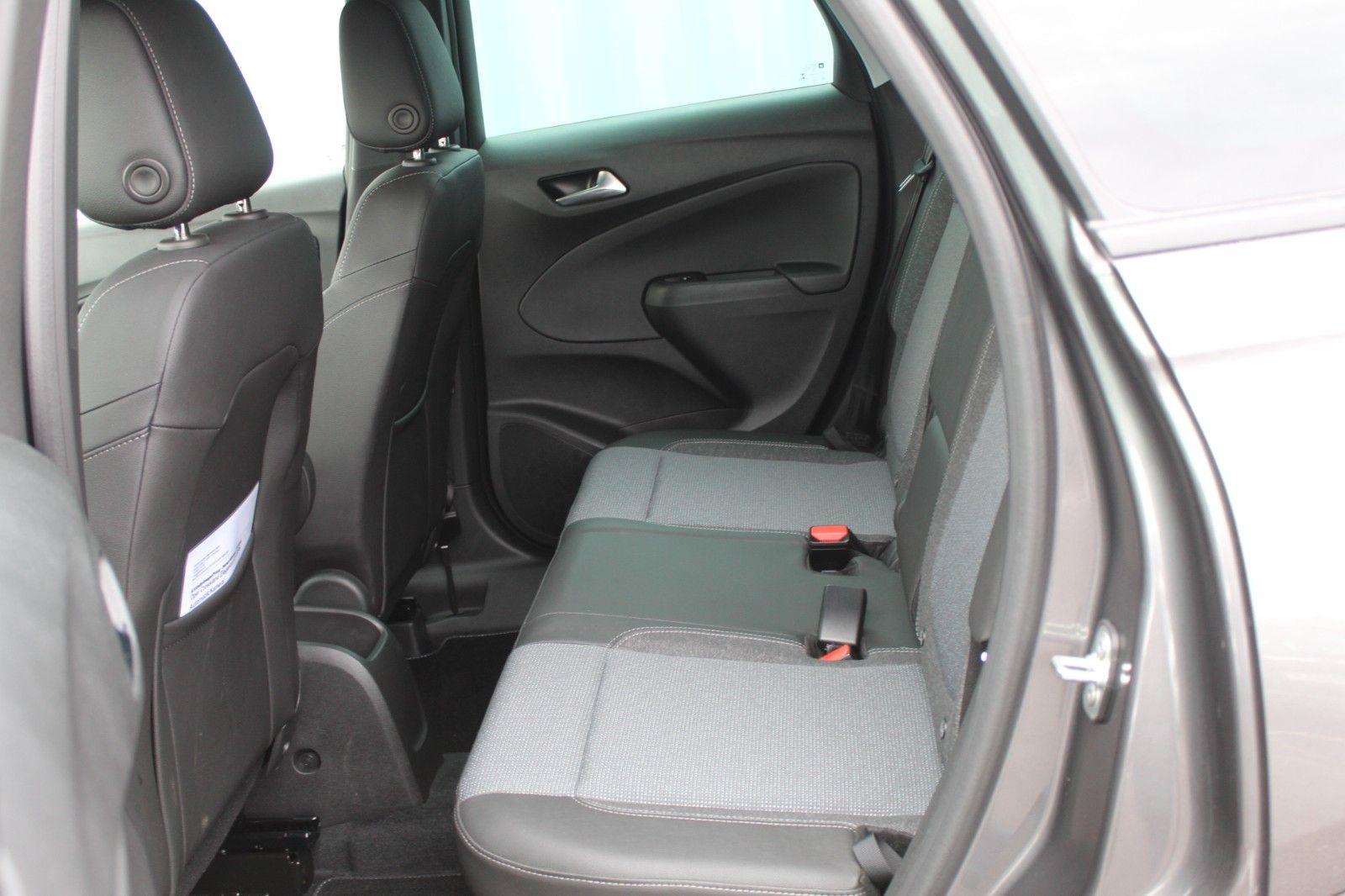Fahrzeugabbildung Opel Crossland  Elegance  Automatik*Kamera*Sitzh.