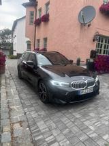BMW 330 d xDrive Touring M Sportpaket TOP AUSSTA