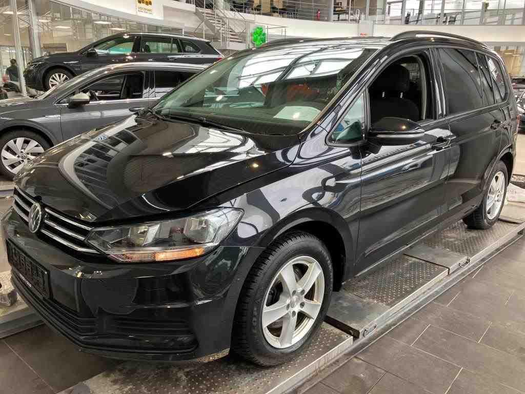 Volkswagen Touran Comfortline 1.5 TSI Navi/Kam/Pano/AHK/SHZ