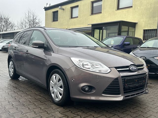 Ford Focus Turnier Sync Edition Navigation