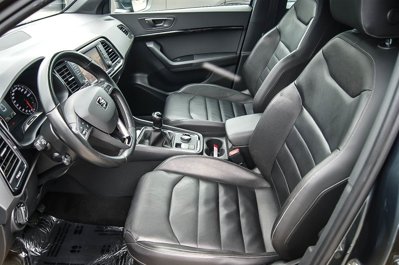 Fahrzeugabbildung SEAT Ateca 1.4TSI Xcellence LEDER NAVI 360°KAMERA ACC