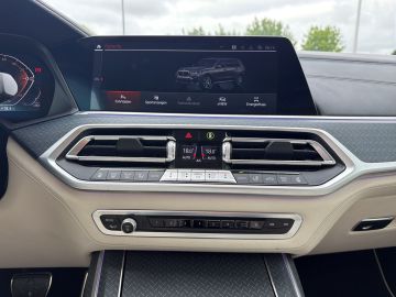 BMW X7 - 12