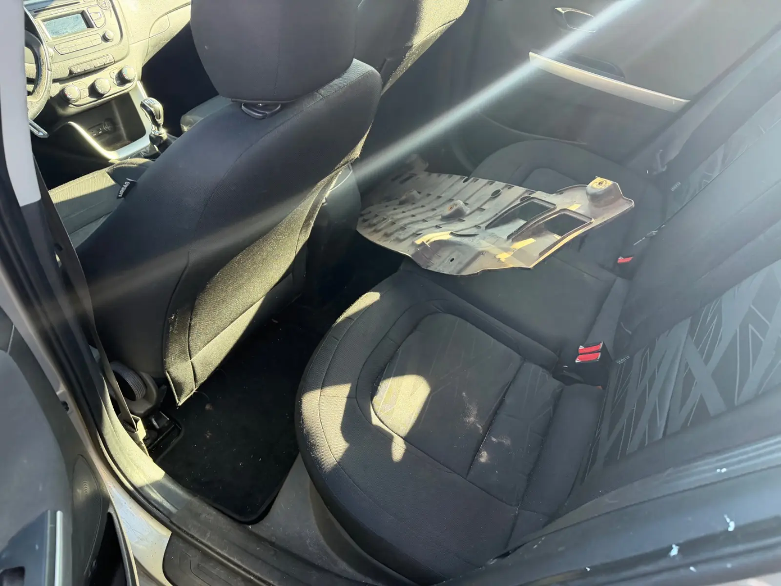 Kia cee'd 2013 — photo 8