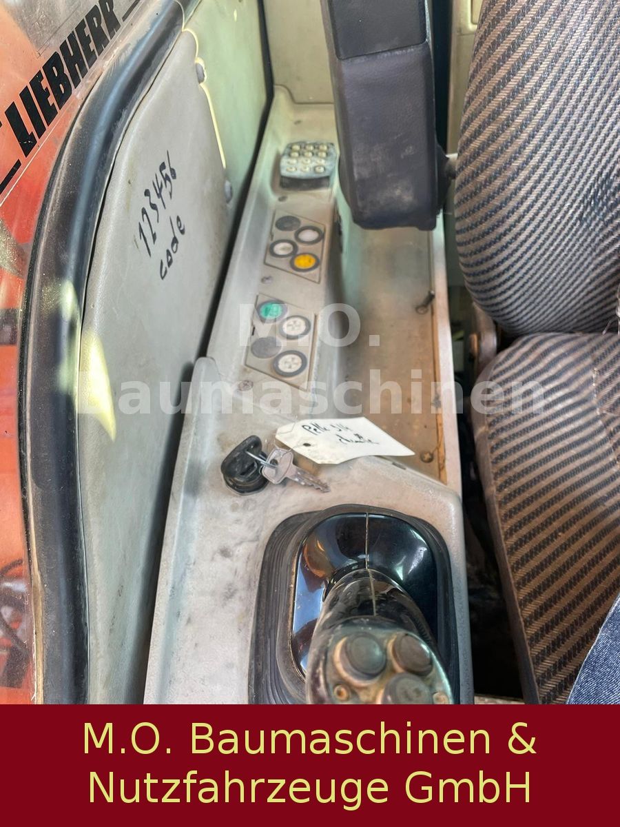 Fahrzeugabbildung Liebherr R 914 C HD-SL Litronic / SW / AC/Hammerleitung