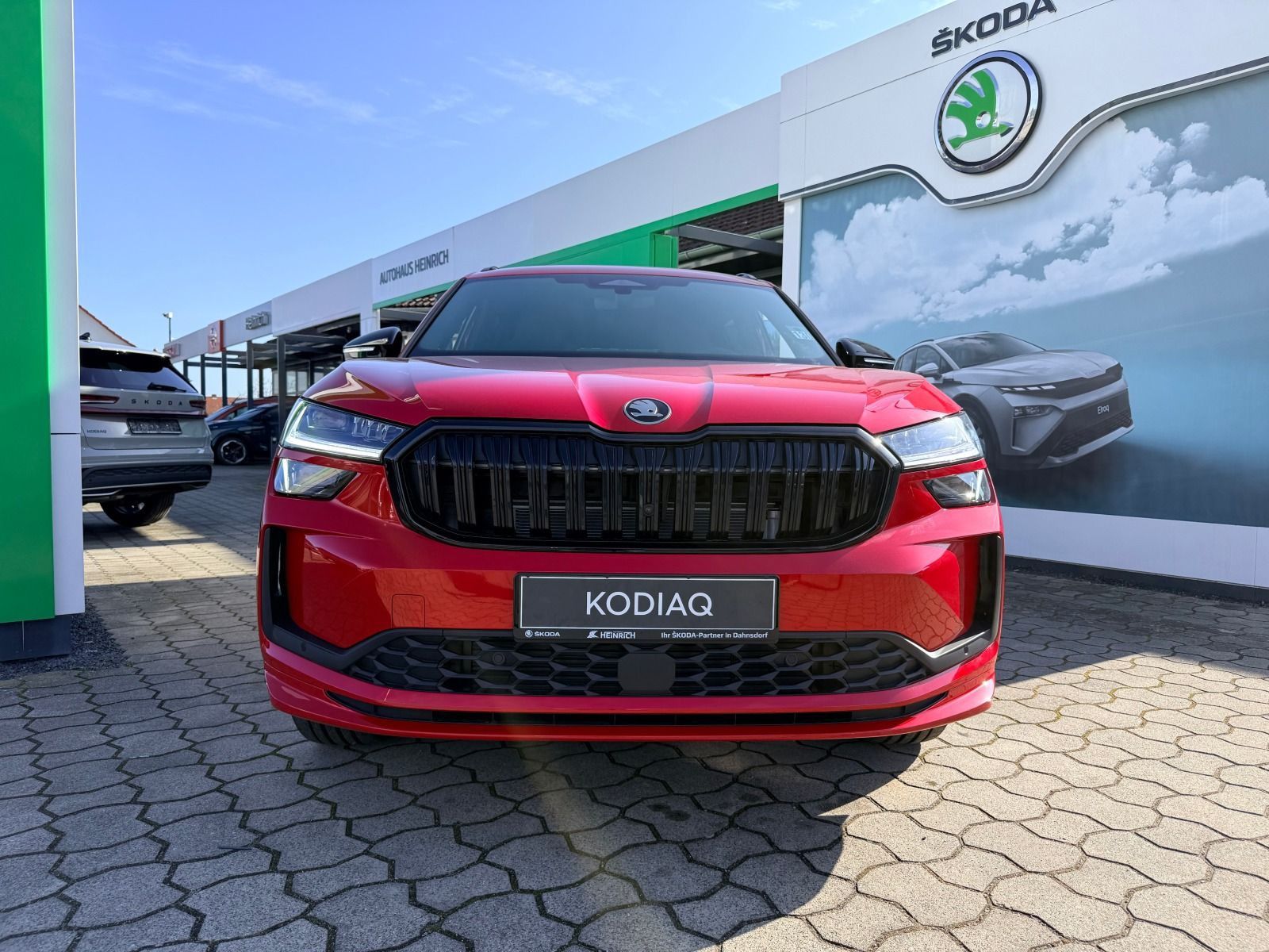 Fahrzeugabbildung SKODA Kodiaq Sportline 4x4*360°CAM*AHK*StHz*Head-Up